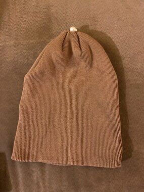 DONNI Pearl Beanie in Camel